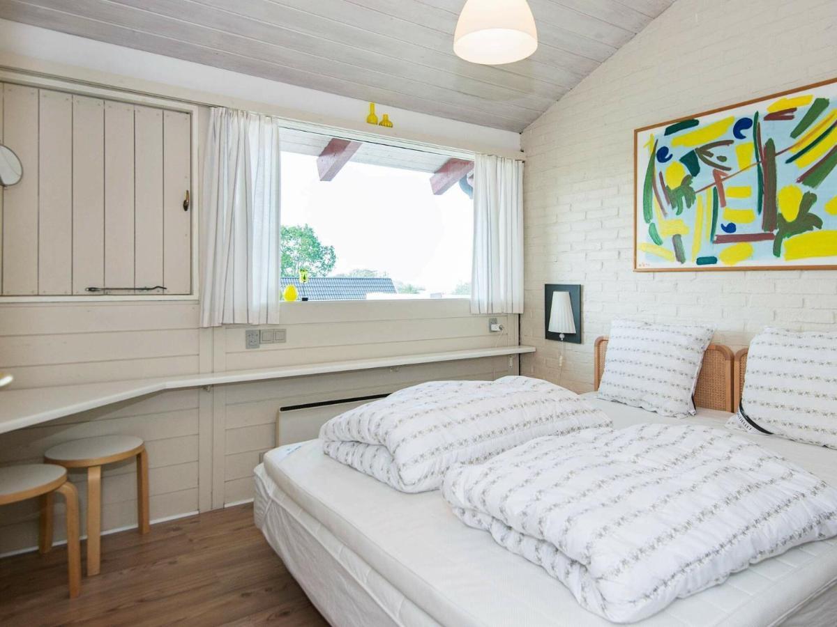 6 Person Holiday Home In Aabenraa Ruang foto